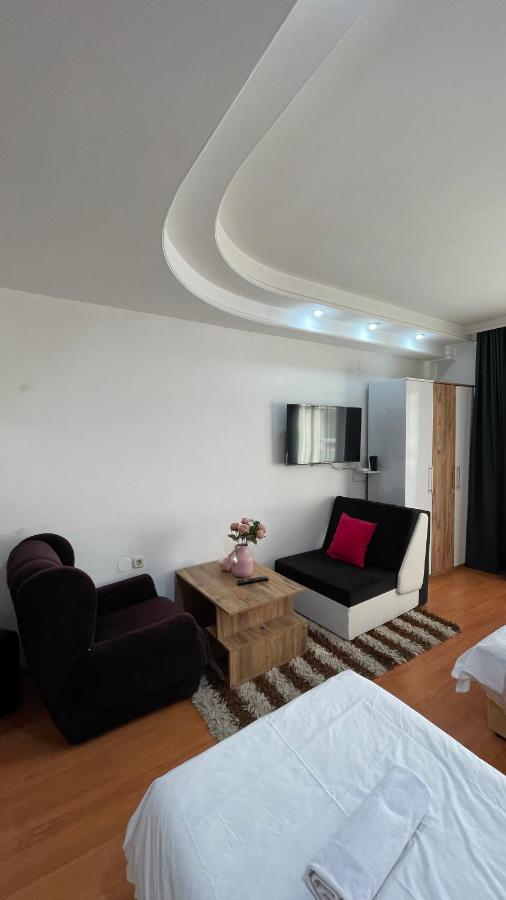 Exclusive Apartments With Lake View Ohrid Exterior photo